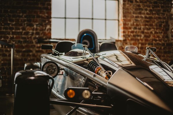 Mastering Optimal Tire Air Pressure for Supreme Stability in Your Piaggio MP3: The Definitive Handbook